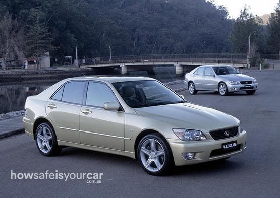 2005 Lexus IS
