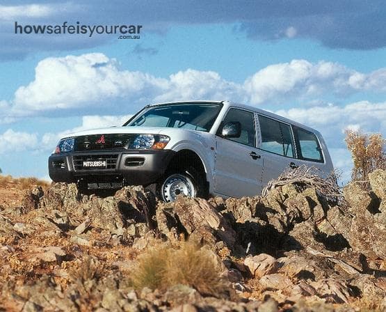 2001 Mitsubishi Pajero