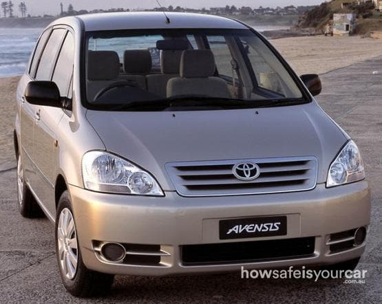 2003 Toyota Avensis Verso