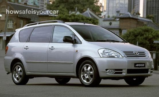 ACM20R Ultima Wagon 7st 4dr Auto 4sp 2.0i