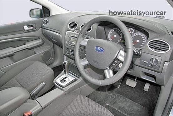 LT Zetec Sedan 4dr Man 5sp 2.0i